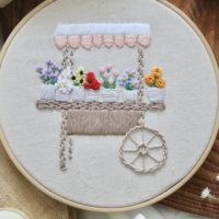 Close up of the flower cart hoop