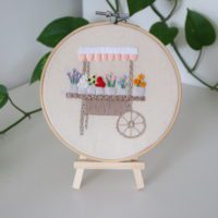 Flower cart hoop on a mini easel